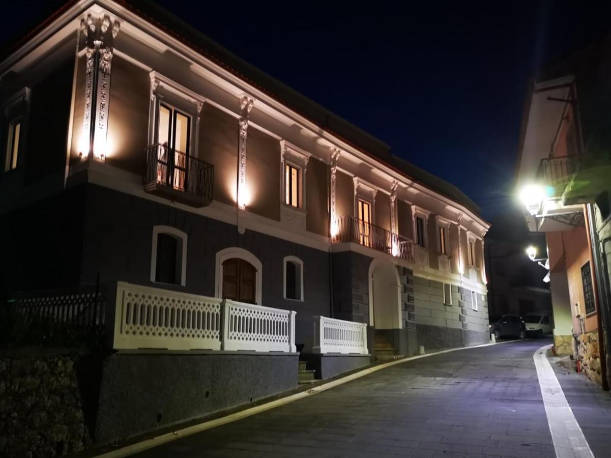 Mastu Gilardo Apartamento San Pietro al Tanagro Exterior foto